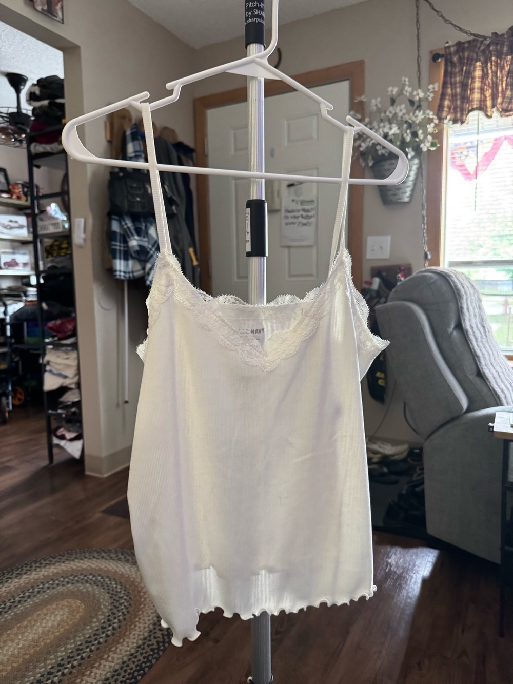 Old Navy white Lace-Trim Camisole Tank